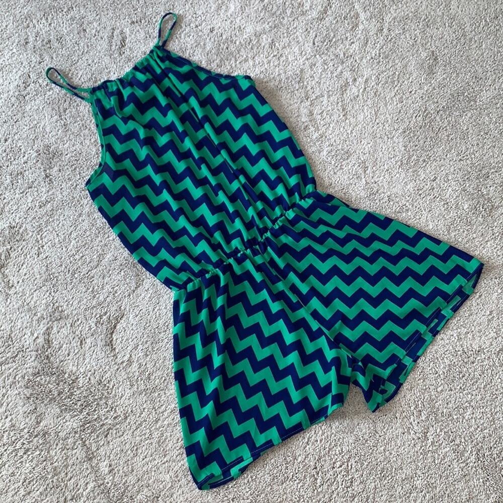 MITTO Blue & Green Sleeveless Chevron Shorts Romper Sz L